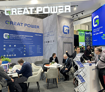 Great Power in UK！鵬輝能源2024儲能新品受歐洲客戶熱捧